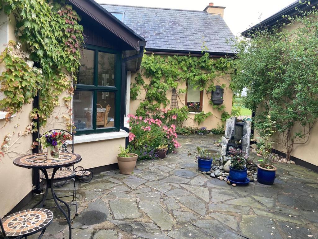 Grove House Country Rooms Shanballymore Eksteriør billede
